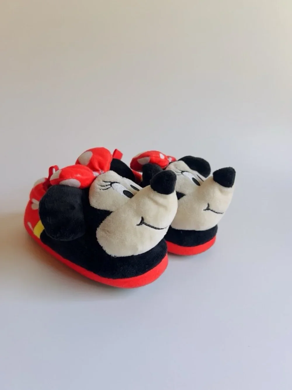 Disney Minnie Mouse Plush Slippers Red Polka Dot Toddler Size 7/8